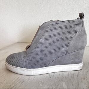 Linea Paolo Felicia grey suede wedge sneaker size 6.5